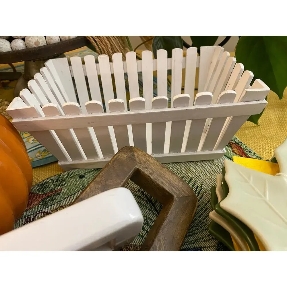 Small White Wood Picket Fence Basket Planter Farmhouse Cottage Decor 7.5